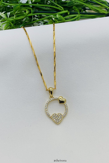 Movable Stone Heart Shape Necklace